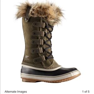 Joan of Arctic Snow Boots size 7.5
